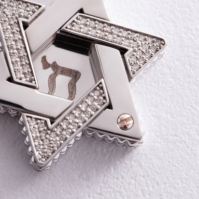 Pendant "Star of David. CHAI" (diamonds)