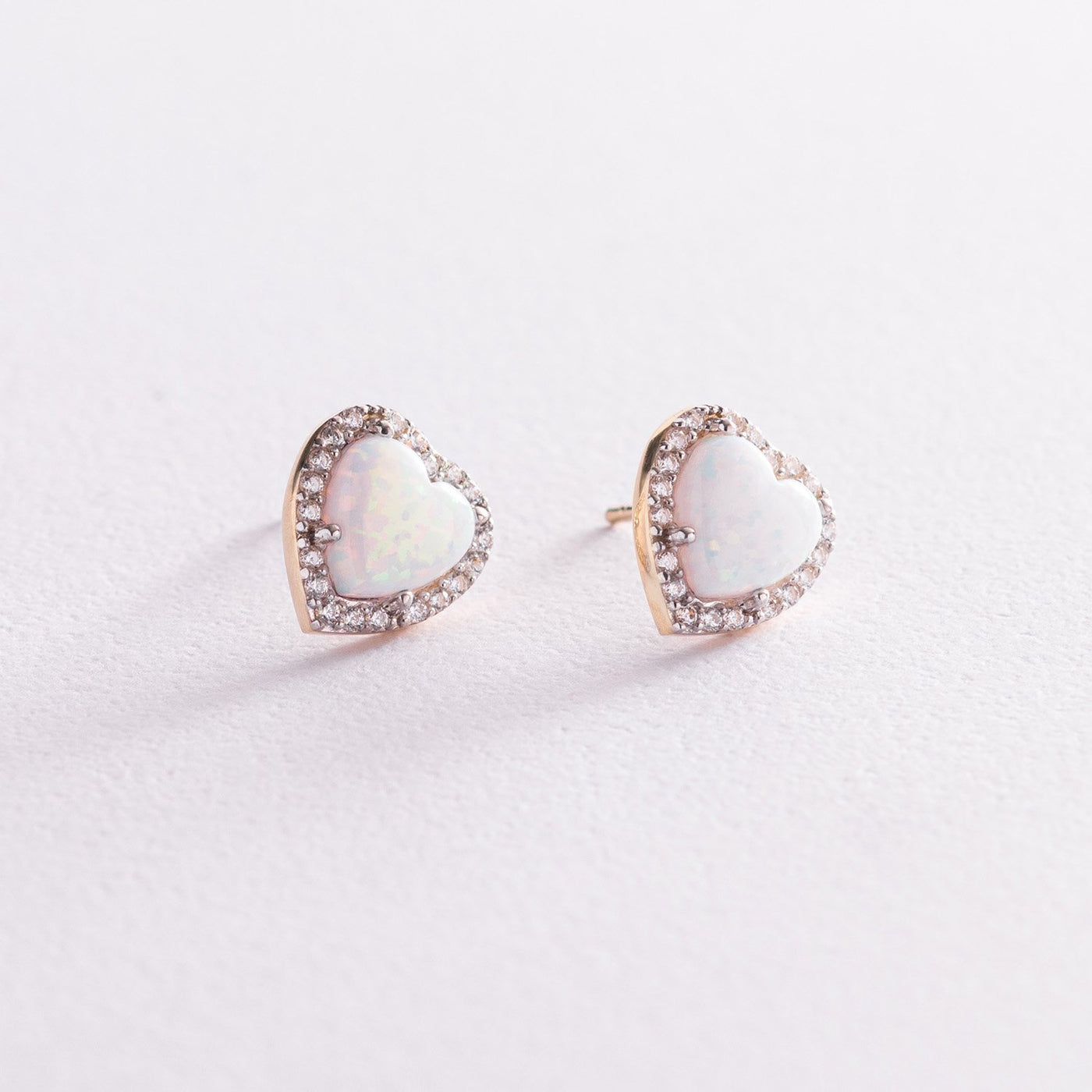 Gold stud earrings Hearts (synthetic opal, cubic zirconia)