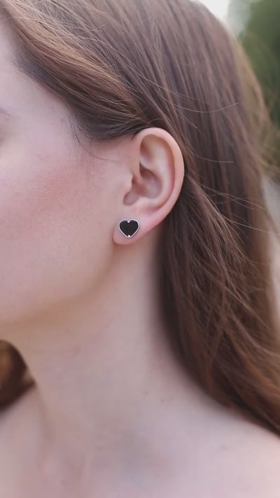 Silver stud earrings Hearts with onyx