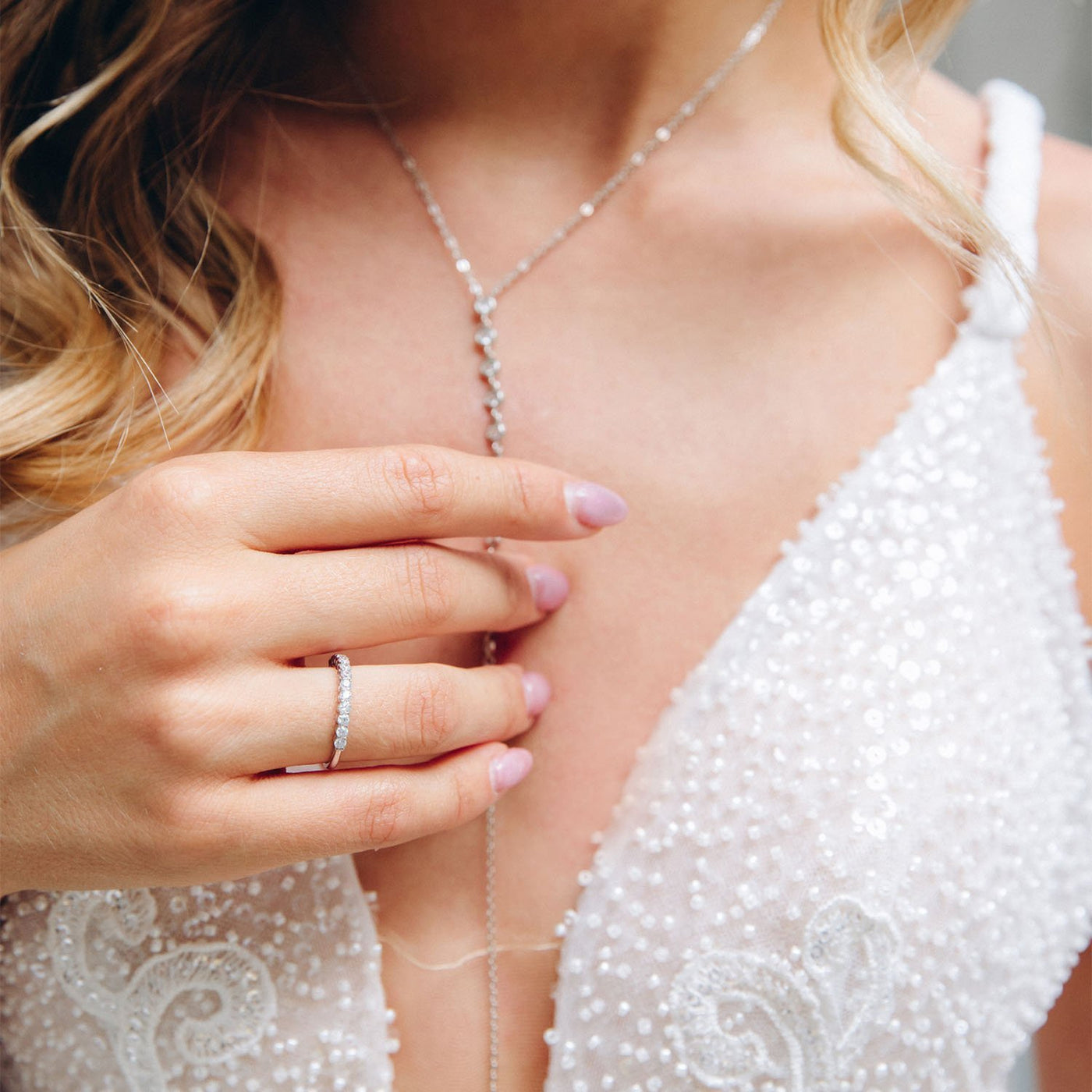 Silver necklace with cubic zirconia