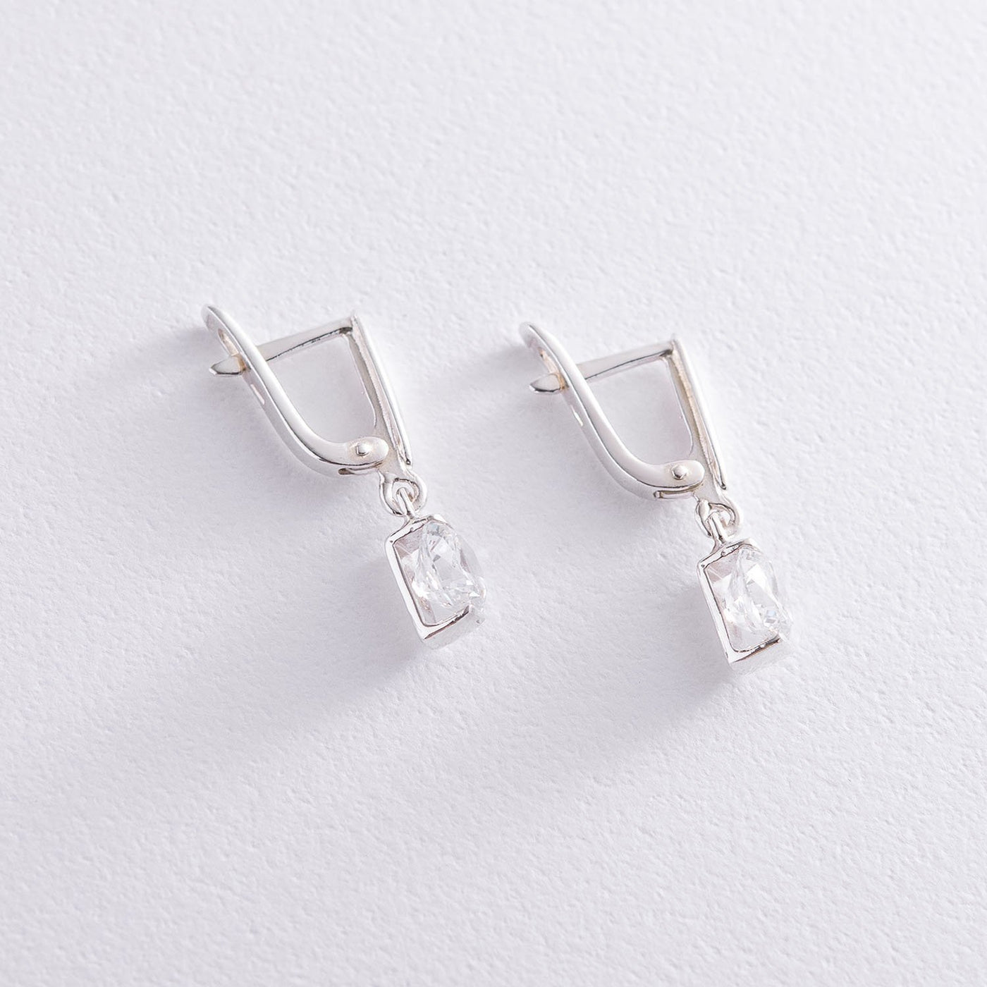 Silver earrings with cubic zirconia