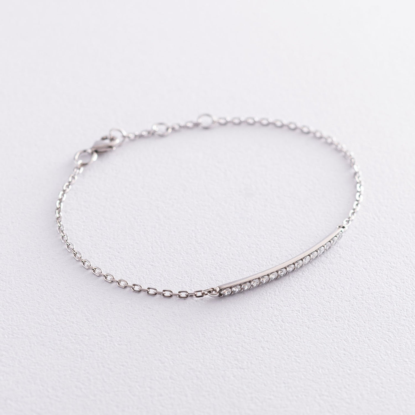 Silver bracelet with cubic zirconia