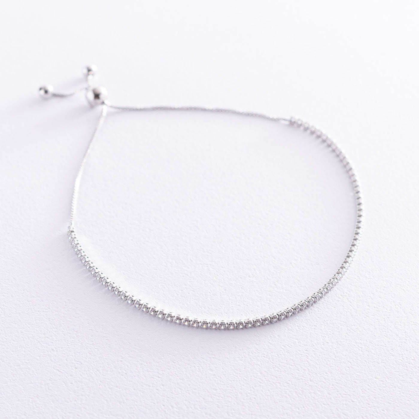 Silver bracelet with white cubic zirconia