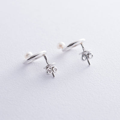 Silver stud circle earrings with pearls