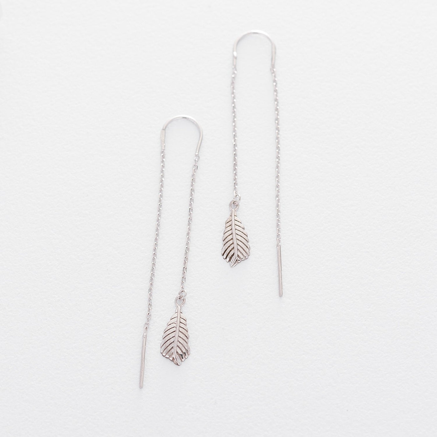 Silver chain earrings with leaves