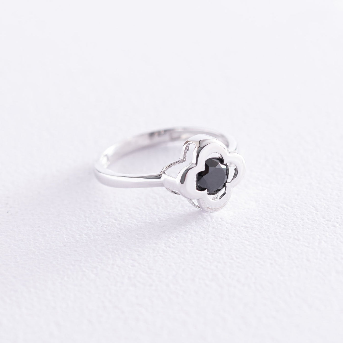 White Gold Clover Ring with Black Cubic Zirconia