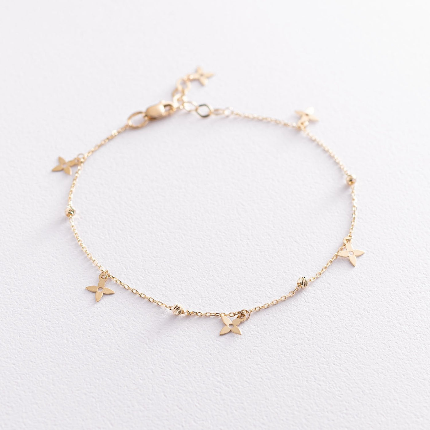 Yellow Gold Clover Bracelet