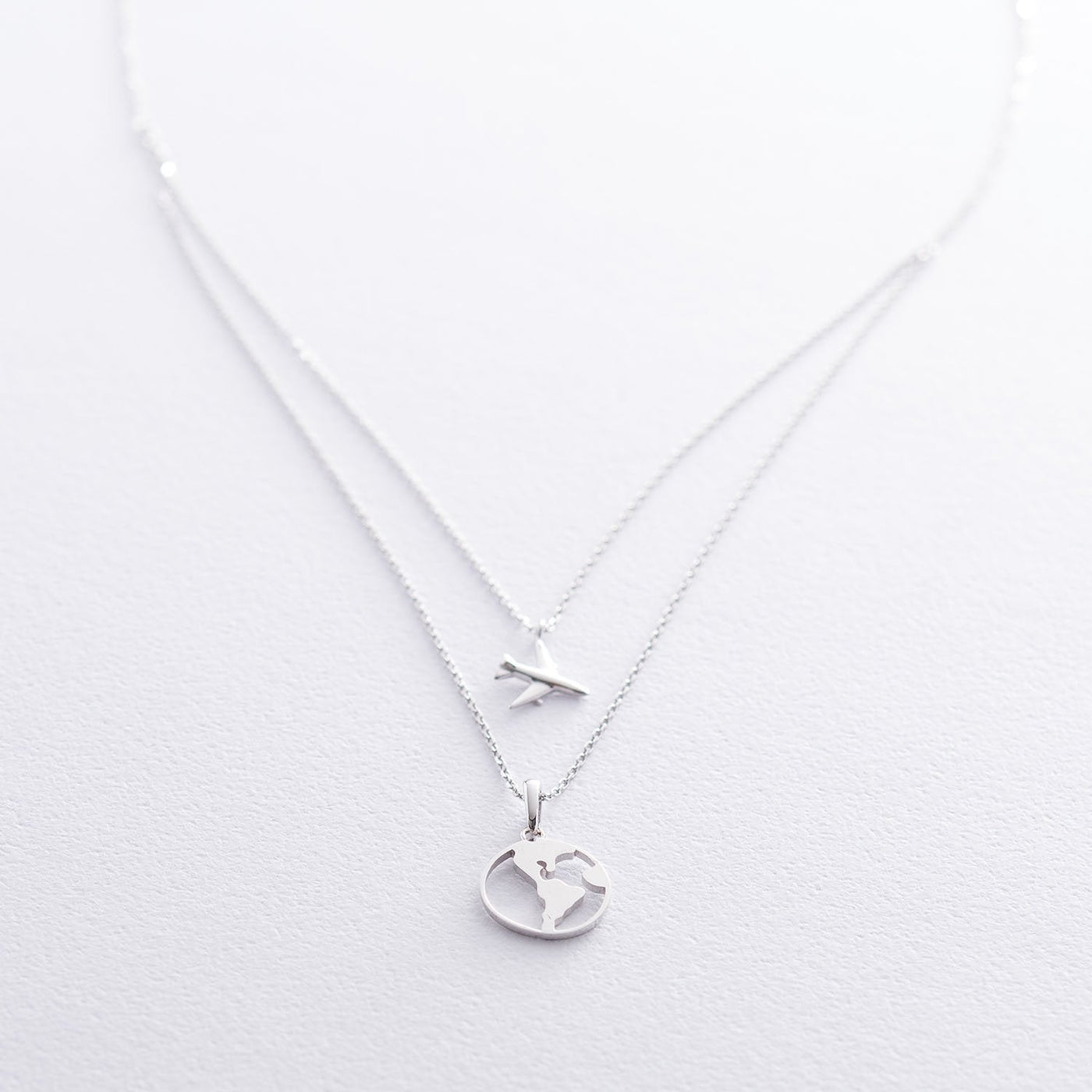 White Gold Necklace Travel Around The World