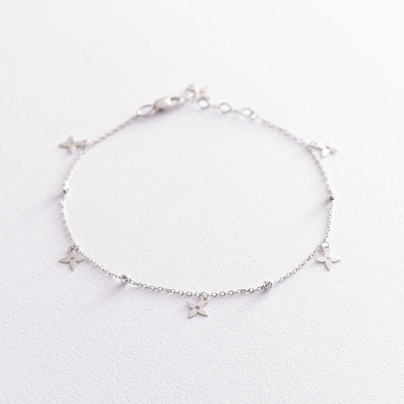 White Gold Clover Bracelet