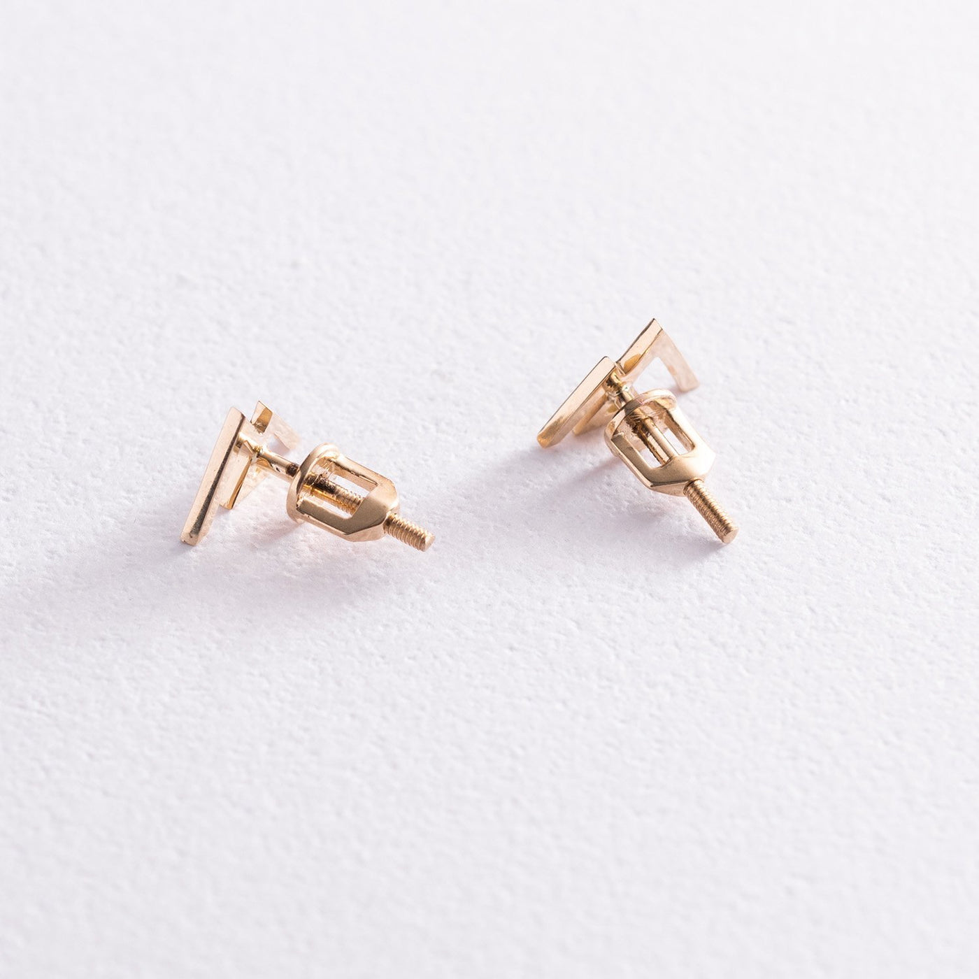 Yellow Gold Mountains Stud