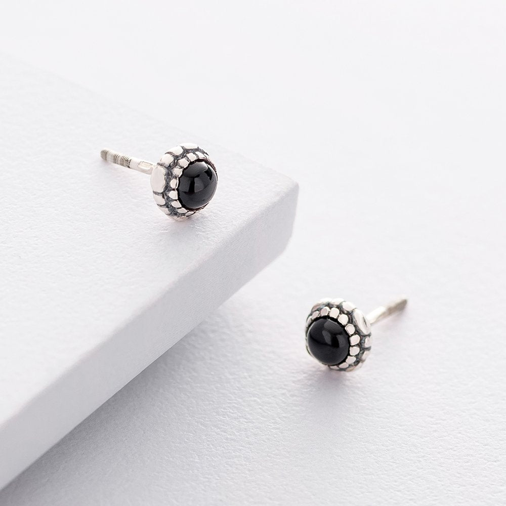 Silver stud earrings with onyx