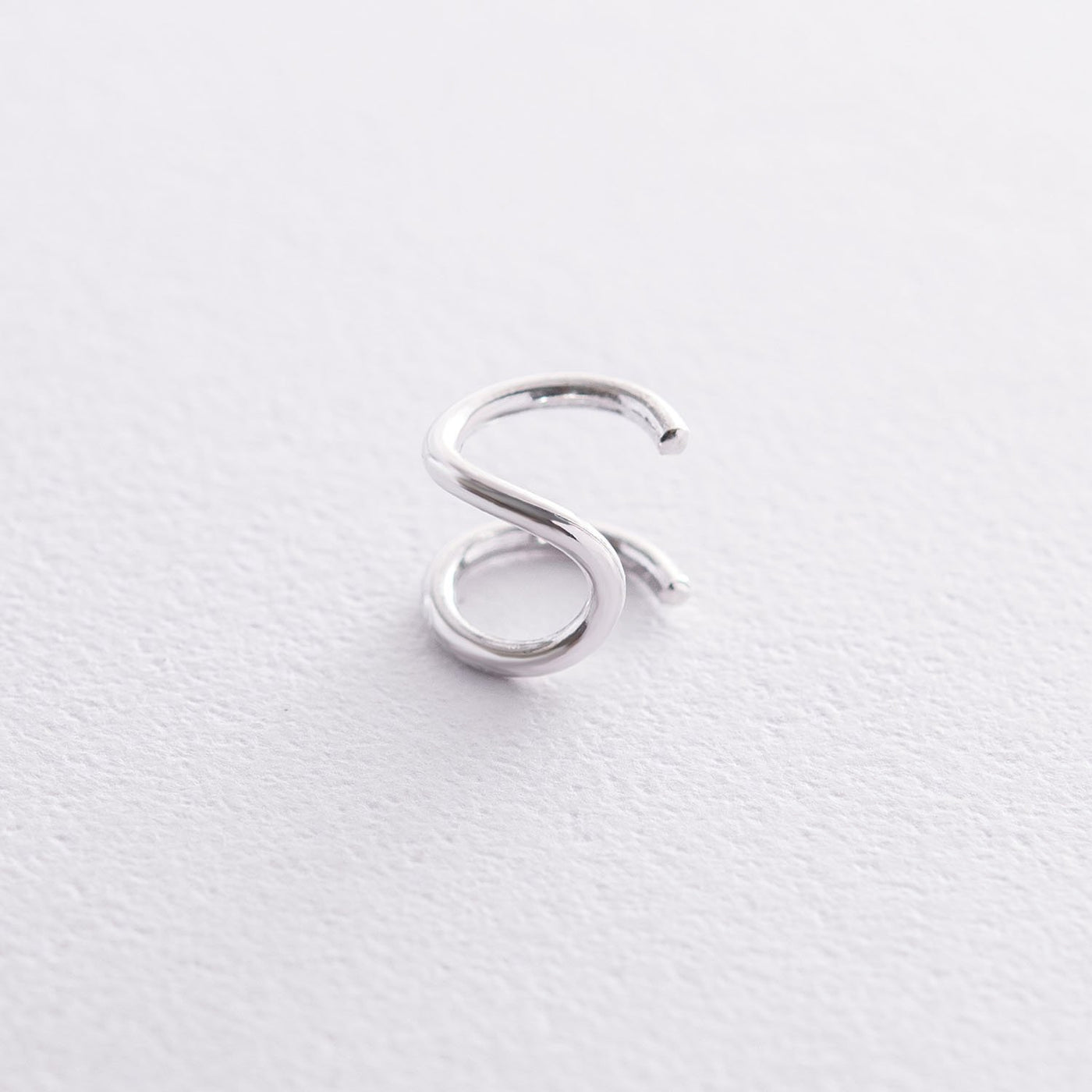 Silver minimalist ear cuff earring