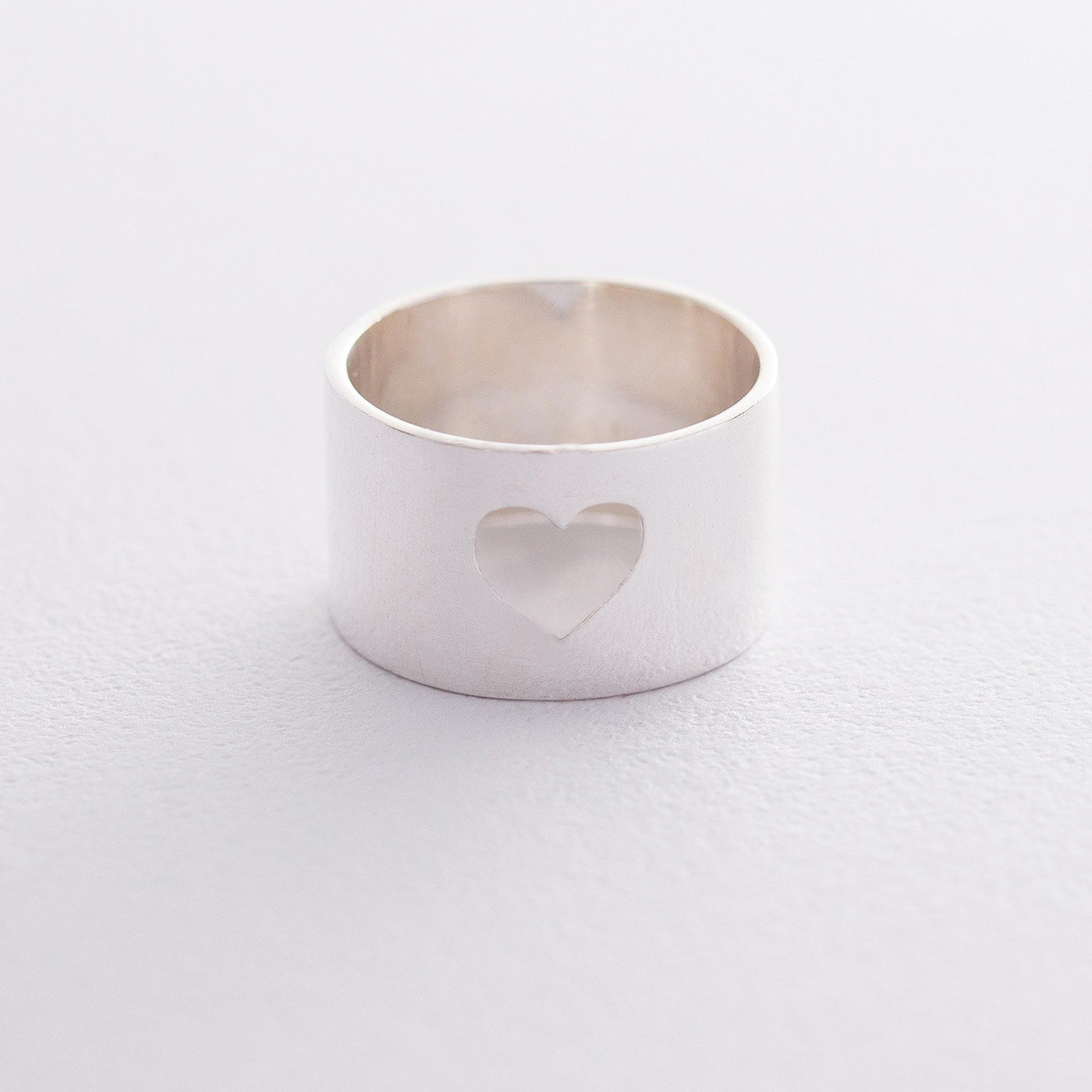 Heart silver ring