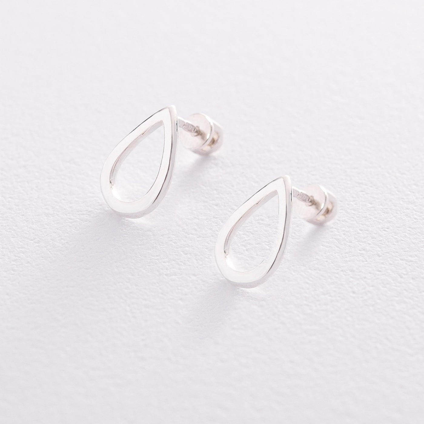 Silver stud earrings Raindrops 1.4 x 1.0 cm