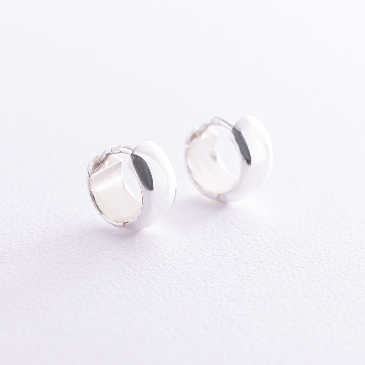 Silver hoop earrings  (1.3 cm)