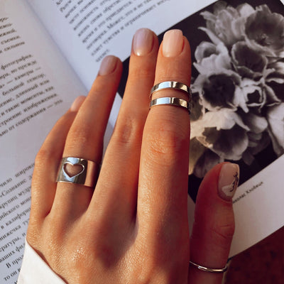 Heart silver ring