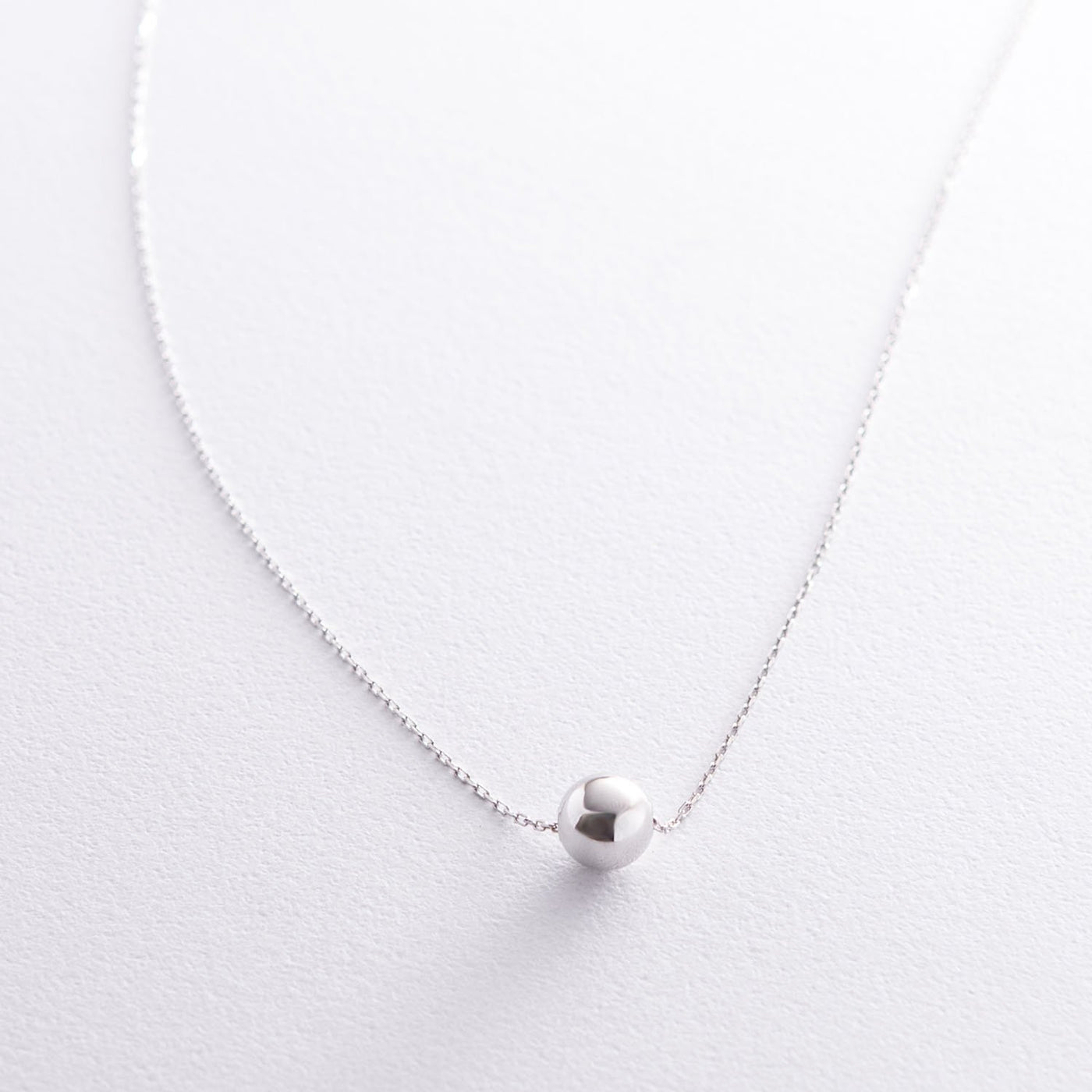 Silver ball necklace