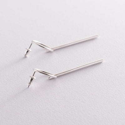 Silver geometrical stud earrings