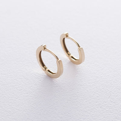 Yellow gold hoop earrings