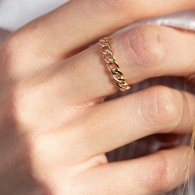 Gold Ring "Chain"