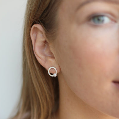 Silver stud circle earrings with pearls