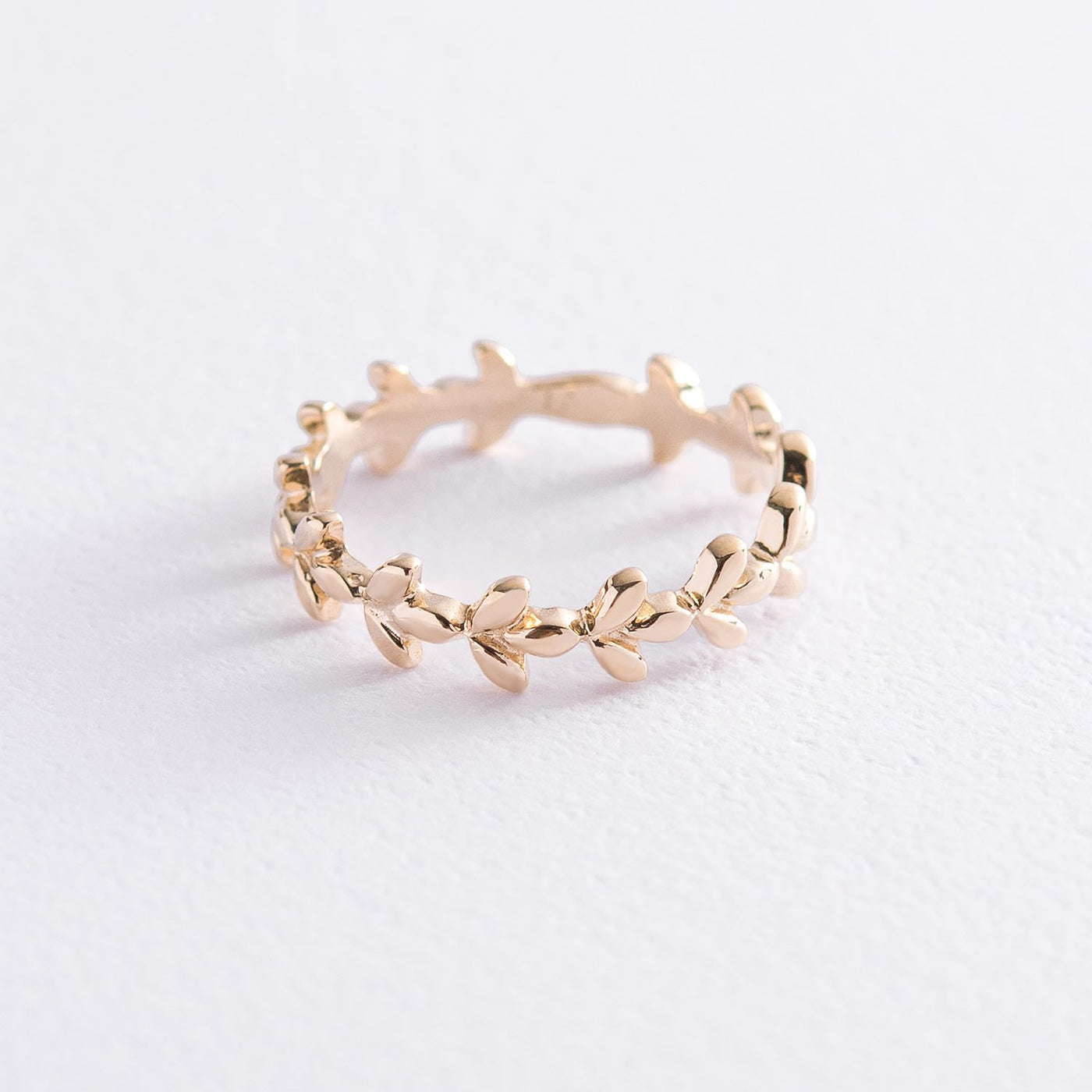 Golden leaves ring