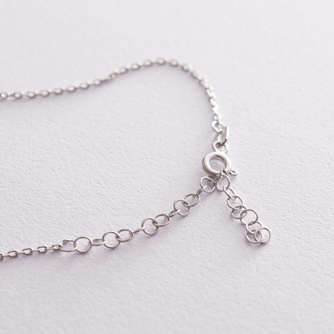 Silver necklace with cubic zirconia