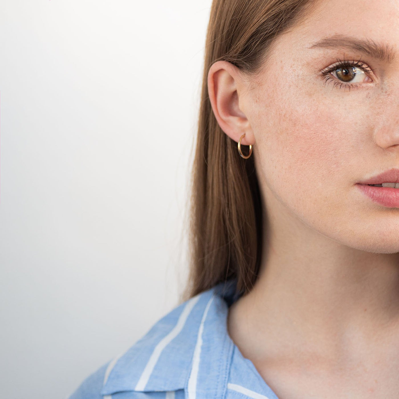 Yellow gold stud earrings Kelly