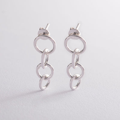 Silver dashing stud earrings