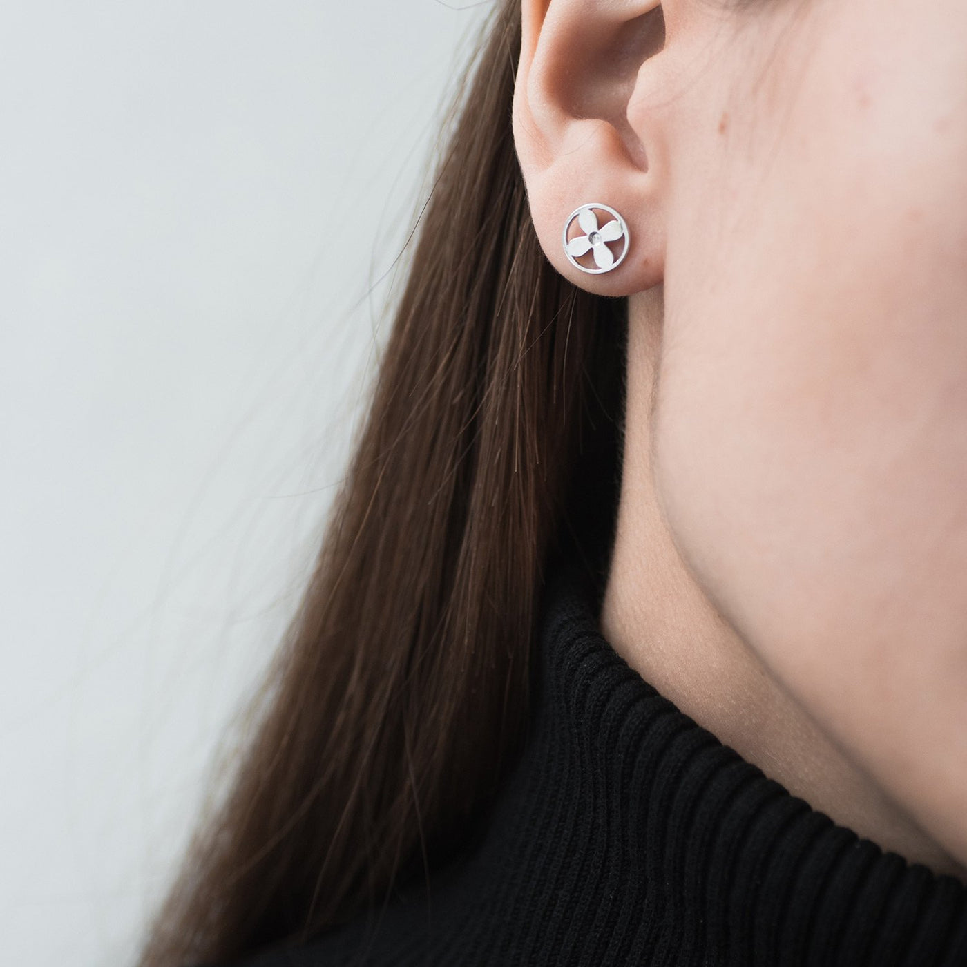 Silver stud clover earrings