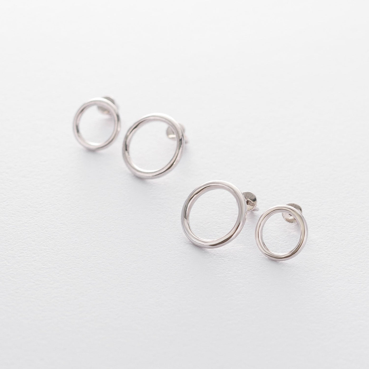 Silver stud earrings Small circle 1.1 cm