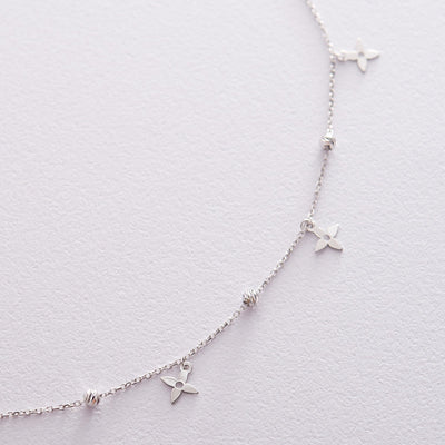 White Gold Clover Necklace