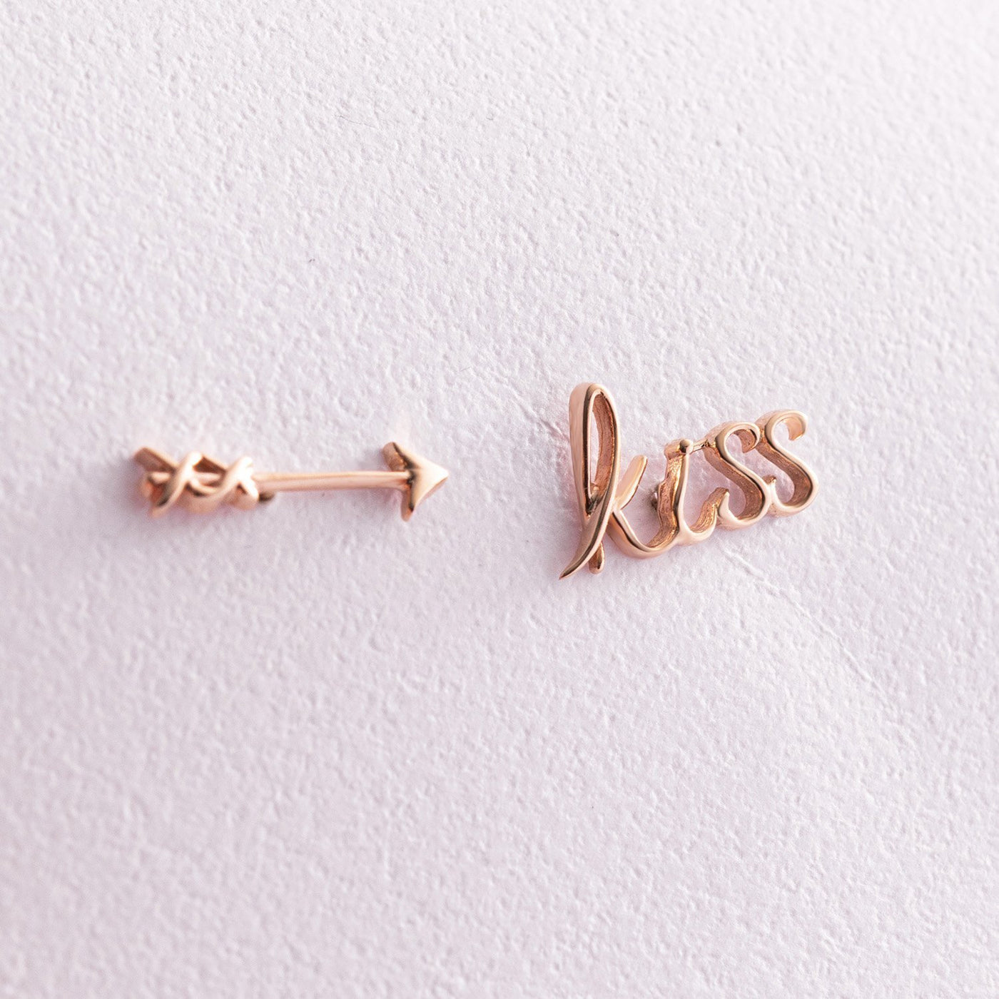 Gold Kiss Stud Earrings