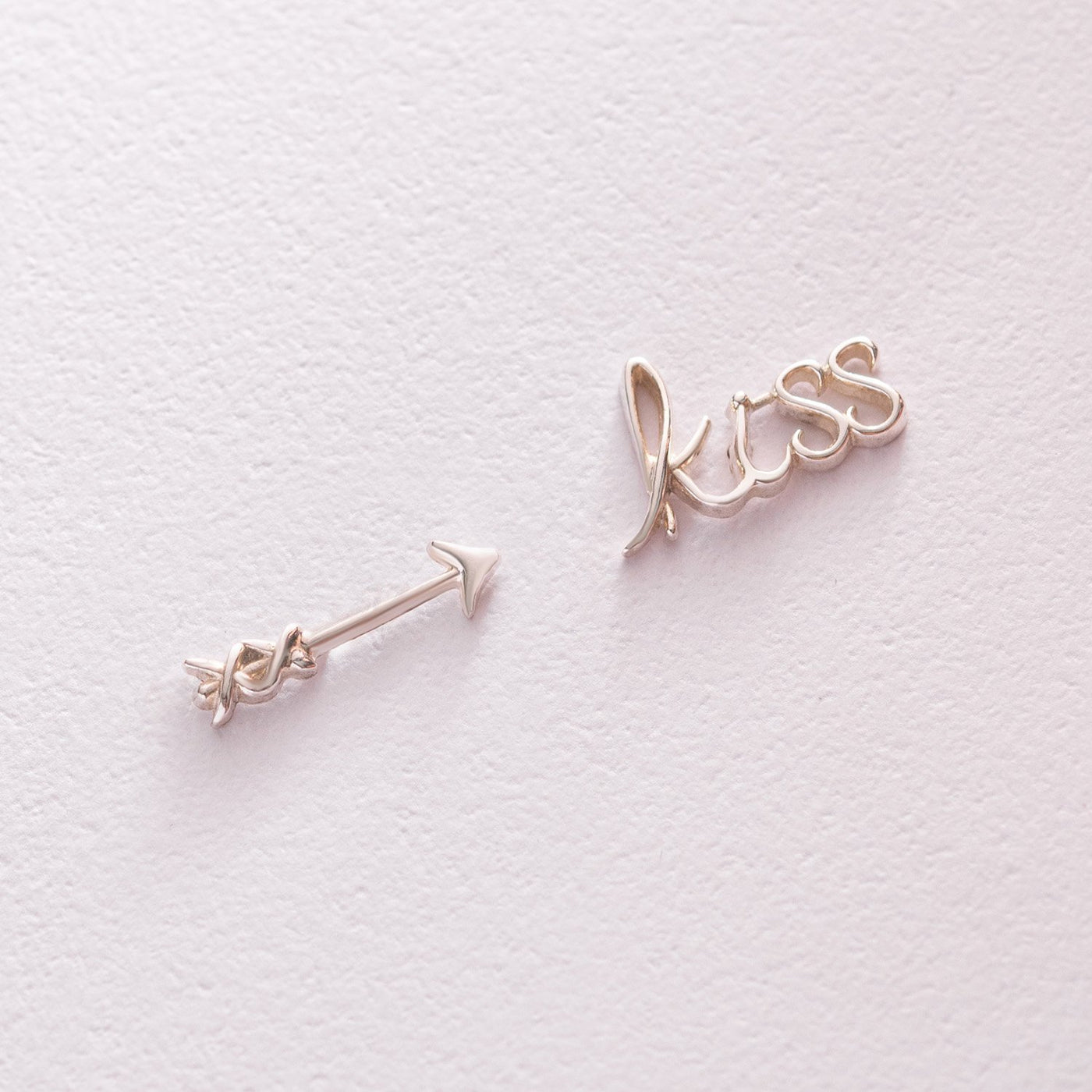 Silver Kiss Stud Earrings