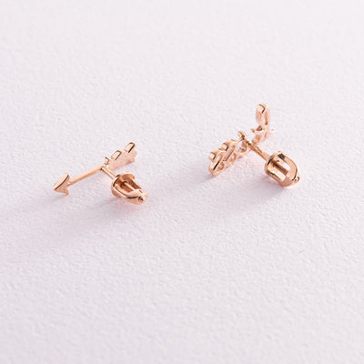 Gold Kiss Stud Earrings