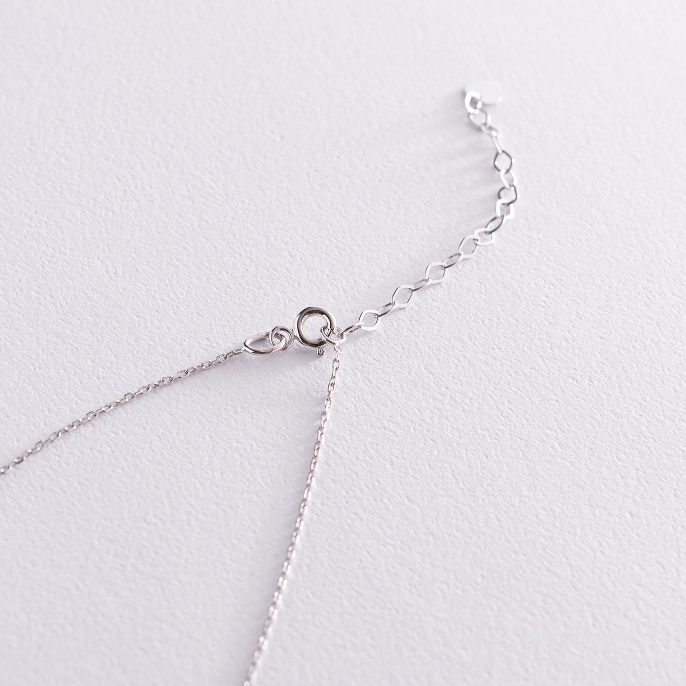 White gold circle necklace